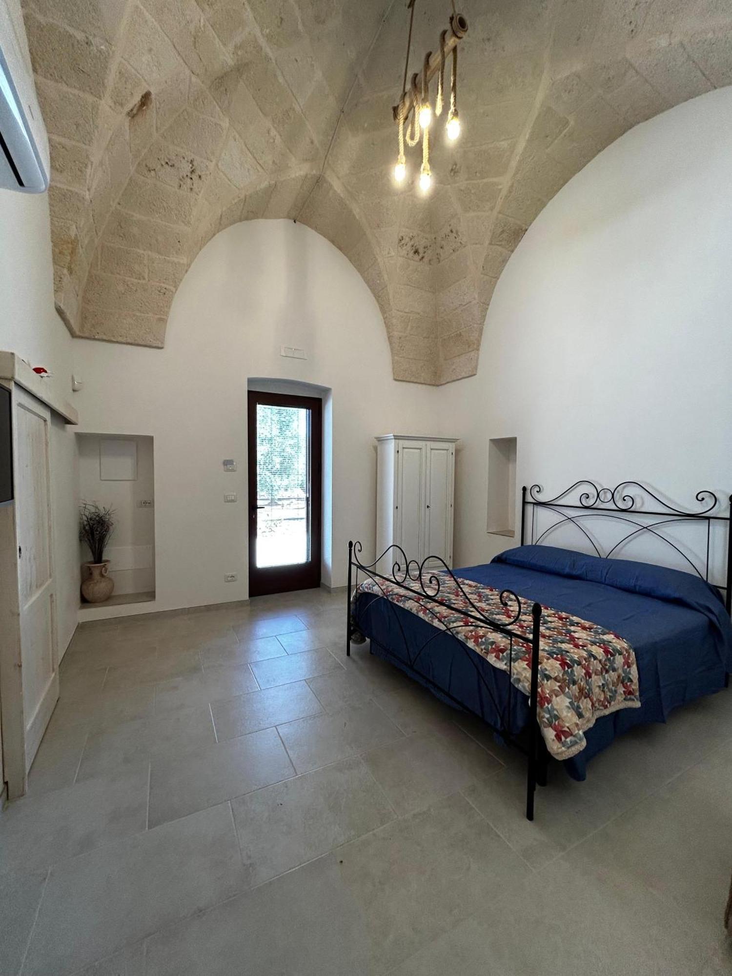 Il Trullo Di Bina Panzió Pezze di Greco Kültér fotó